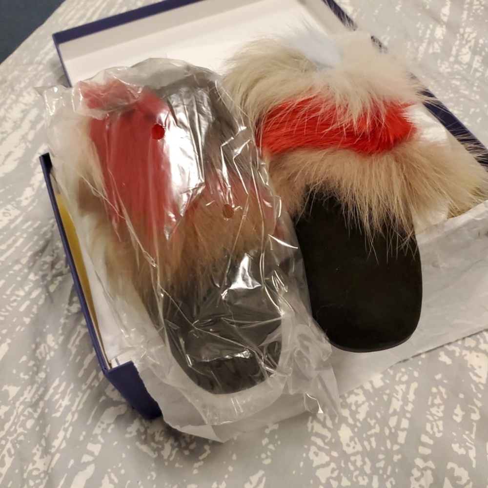 Stuart Weitzman Furgetit Loafer Mule